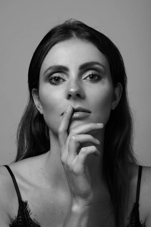 Jasmijn zwart wit portret.